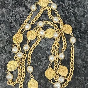Norma Jean Long Elegant Gold and Pearl Necklace Vintage